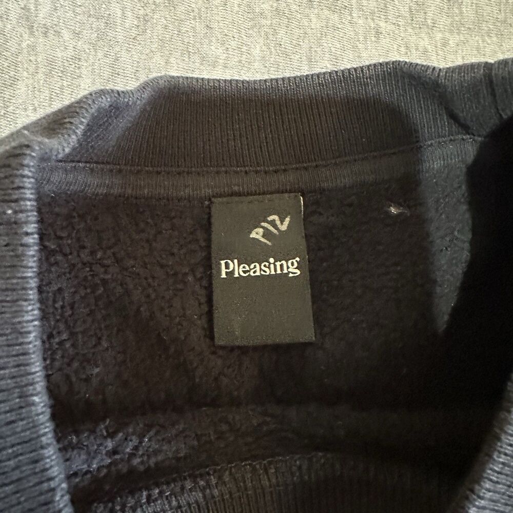 Harry Styles Pleasing Black Logo Graphic Print Crewneck Sweatshirt Medium - Picture 4 of 6